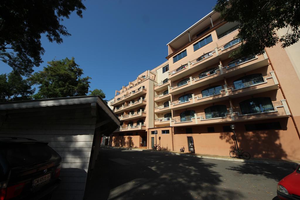 Menada Villa Bonita Apartments Sunny Beach Exterior foto