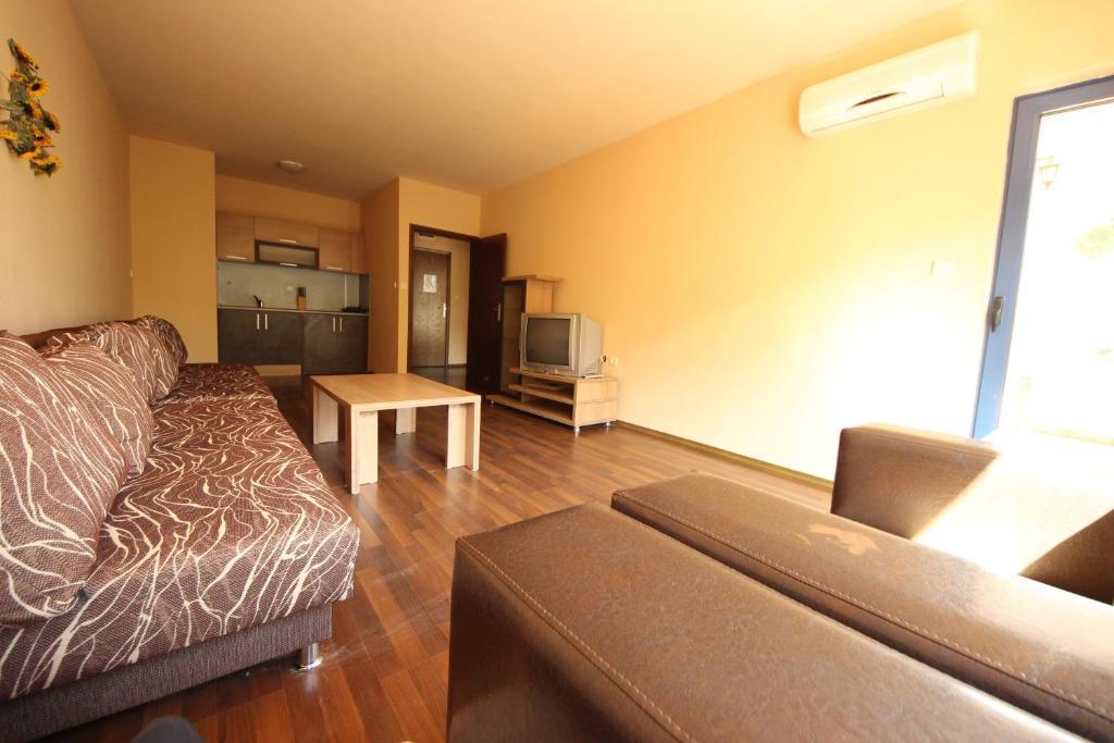 Menada Villa Bonita Apartments Sunny Beach Quarto foto