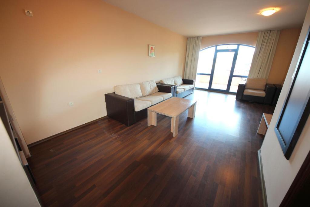 Menada Villa Bonita Apartments Sunny Beach Quarto foto